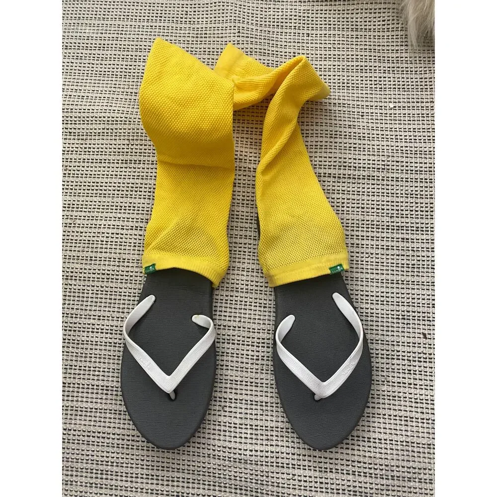 Sanuk size 10